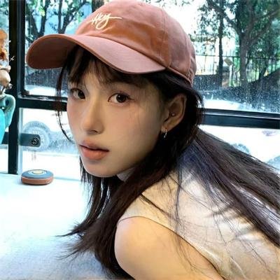 布鲁克斯，草地和可爱脸孔